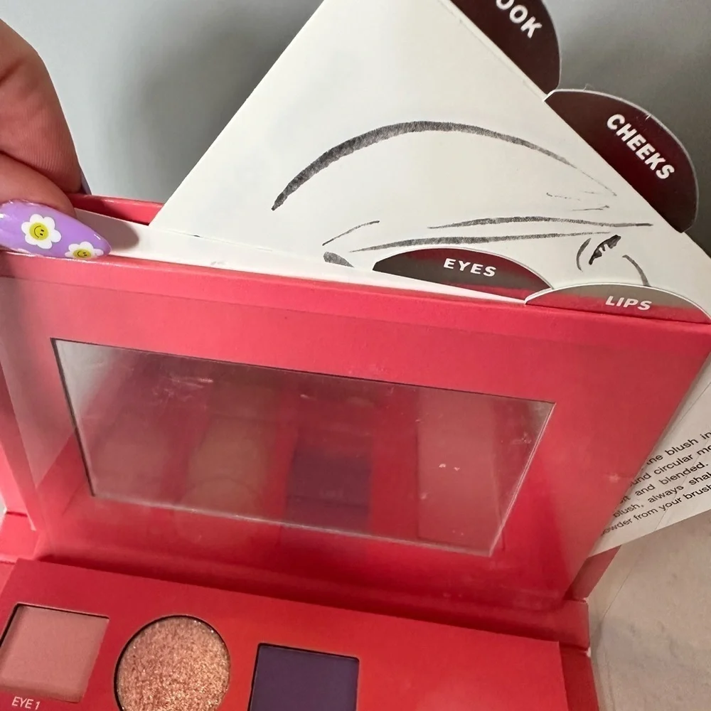 Sonia Kashuk Freshness of Spring Cosmetic Palette